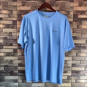 Used Columbia Men's Sky Blue Short Sleeve Tee XL